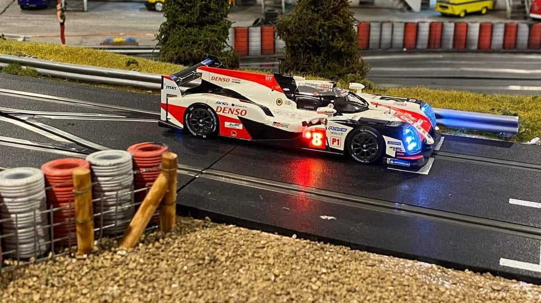 KIT DE LUCES PARA SLOT DE SRC