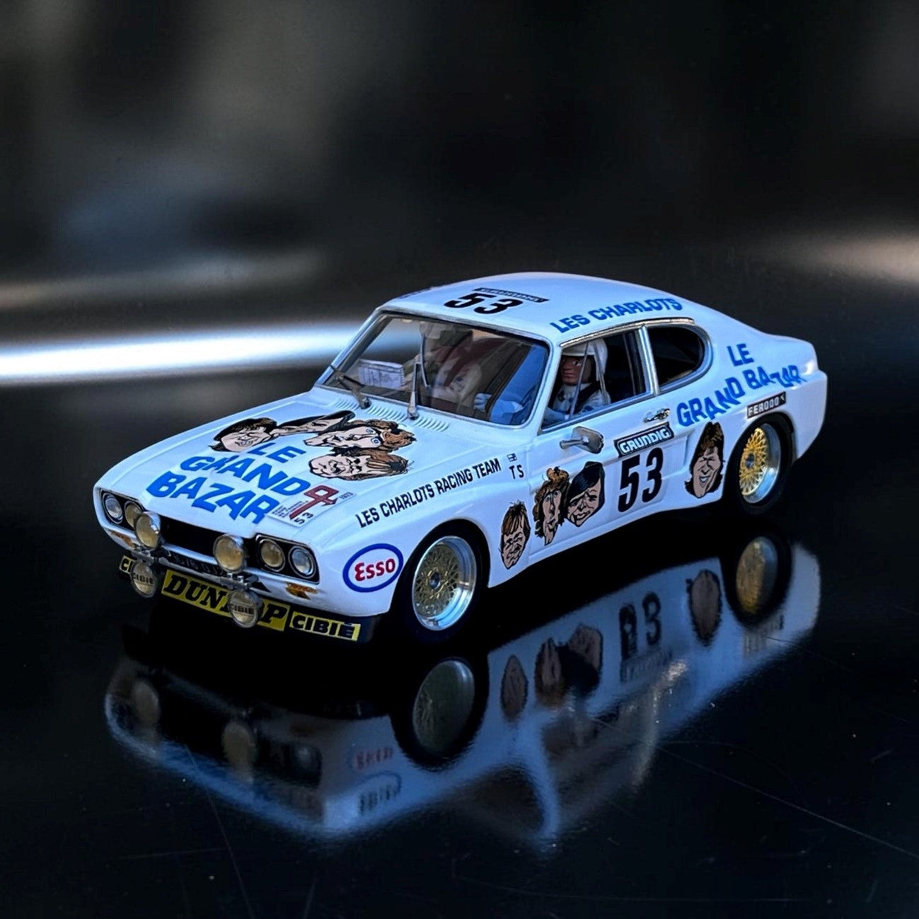 Ford Capri 2600 LV #53 Le Grand Bazar: cine, competición y leyenda a escala 1:32