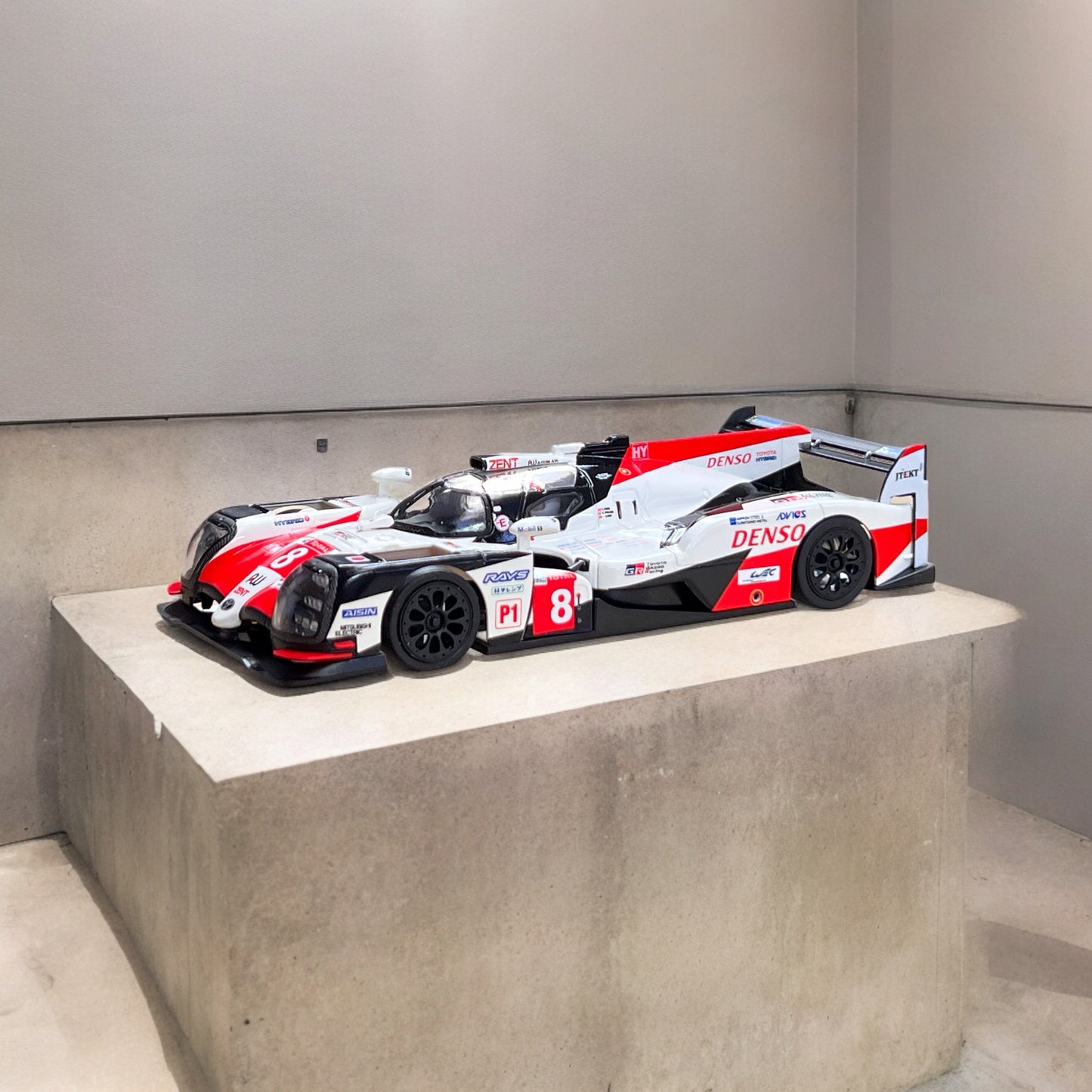 TOYOTA LMP1 CHRONO Serie "Alonso"